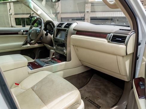 Used 2014 Lexus GX 460 Luxury AWD/4WD image 20