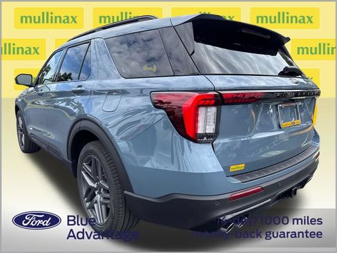 Certified 2026 Ford Explorer ST RWD image 4