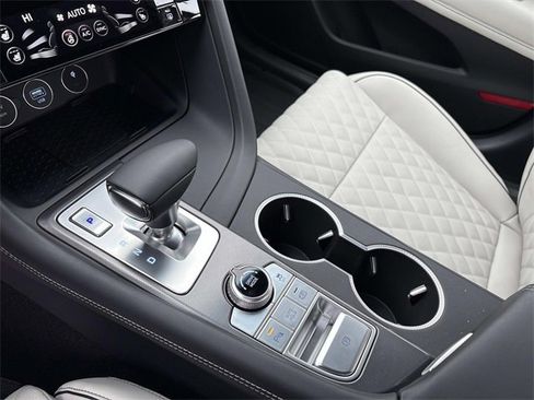 Used 2025 Genesis G70 3.3T Advanced w/ Sport Prestige Package image 20