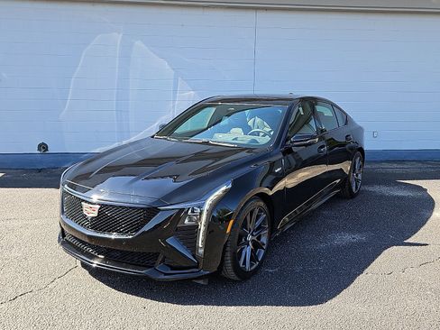 New 2026 Cadillac CT5 V RWD image 1