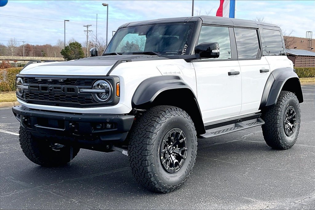 New 2025 Ford Bronco Raptor AWD/4WD image 2