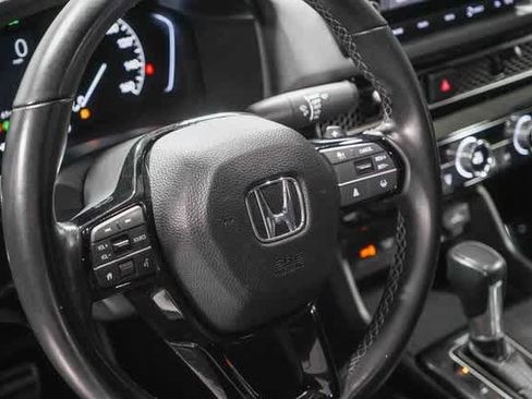 Used 2023 Honda Civic Sport image 18