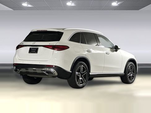 Used 2026 Mercedes-Benz GLC 300 4MATIC image 8