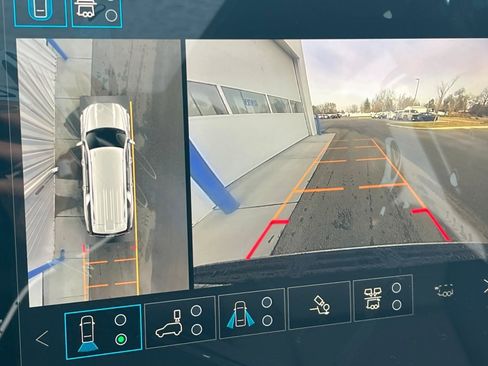 New 2026 GMC Yukon XL Denali w/ Denali Reserve Package image 18