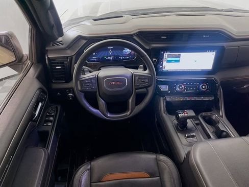Used 2023 GMC Sierra 1500 AT4 w/ Technology Package AWD/4WD image 24