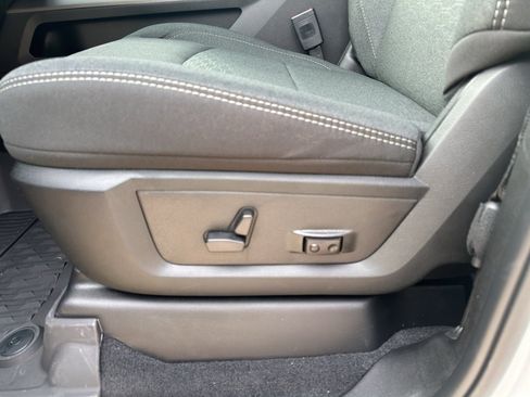New 2026 RAM 2500 Big Horn AWD/4WD image 12