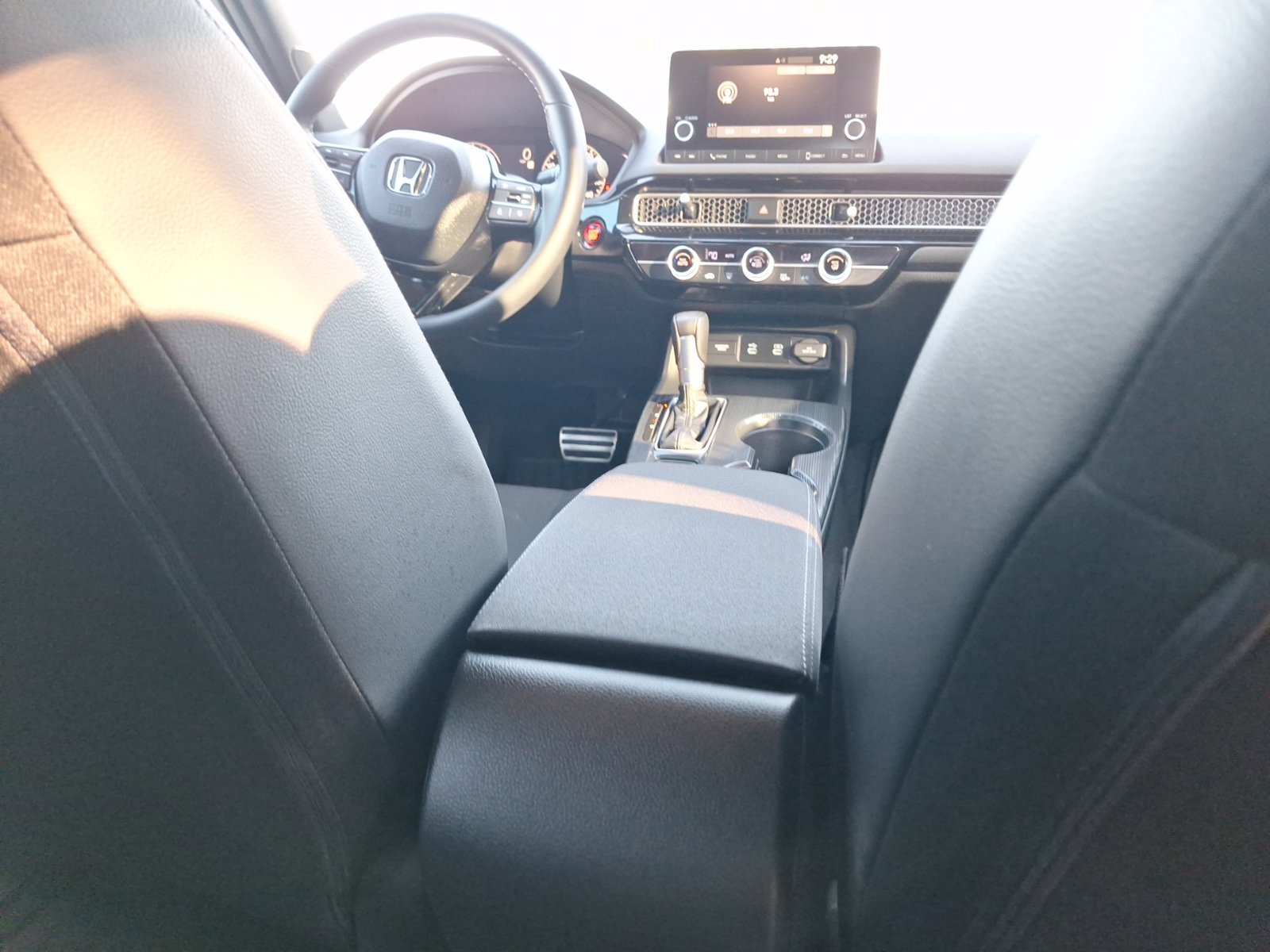 Used 2025 Honda Civic Sport image 31