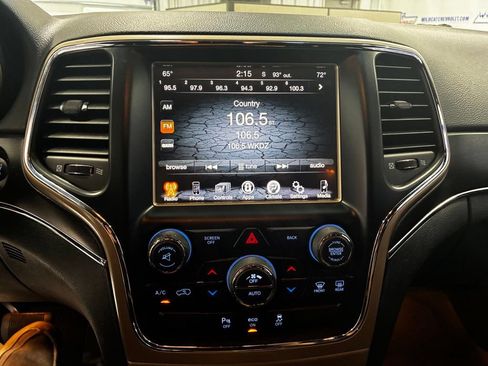 Used 2015 Jeep Grand Cherokee Limited RWD image 16