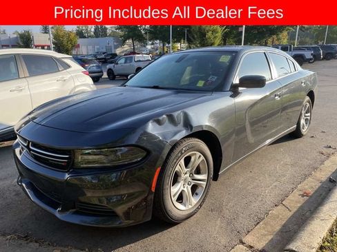Used 2017 Dodge Charger SE w/ Popular Equipment Group RWD image 1