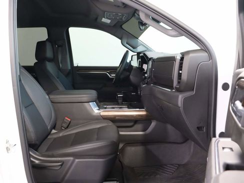 Certified 2025 Chevrolet Silverado 1500 LT Trail Boss w/ Convenience Package II image 19