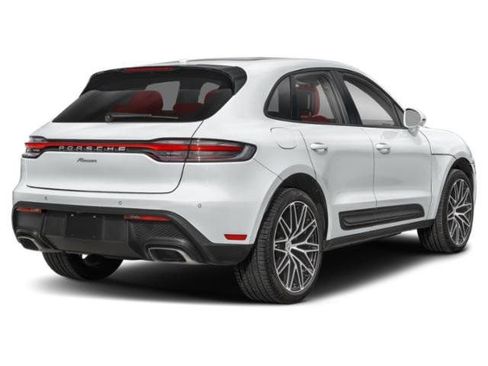 Used 2025 Porsche Macan AWD/4WD image 2