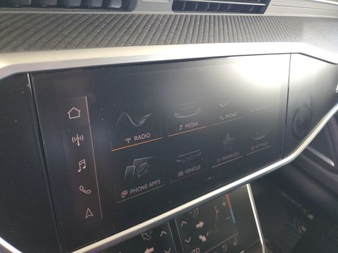 Used 2023 Audi RS 6 AWD/4WD image 26