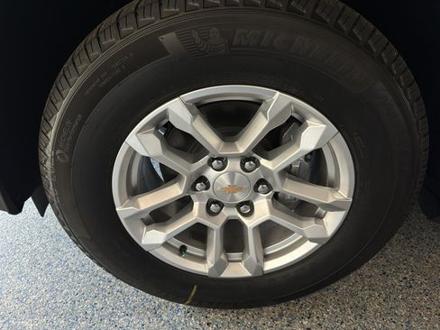 New 2026 Chevrolet Tahoe LS image 31