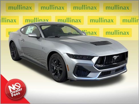 New 2026 Ford Mustang GT RWD image 1