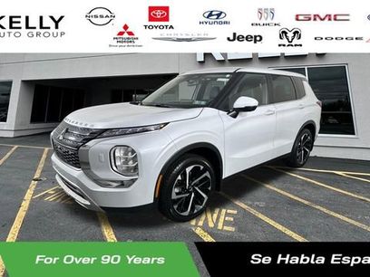 Used 2023 Mitsubishi Outlander SE