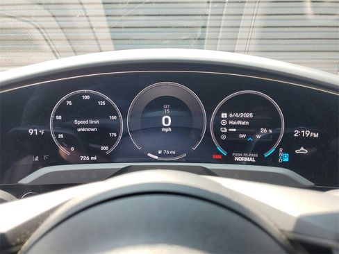 Used 2025 Porsche Taycan 4S image 40