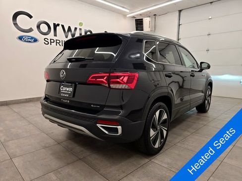 Used 2024 Volkswagen Taos SE AWD/4WD image 5