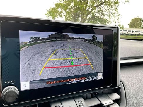 Used 2024 Toyota RAV4 Adventure image 19