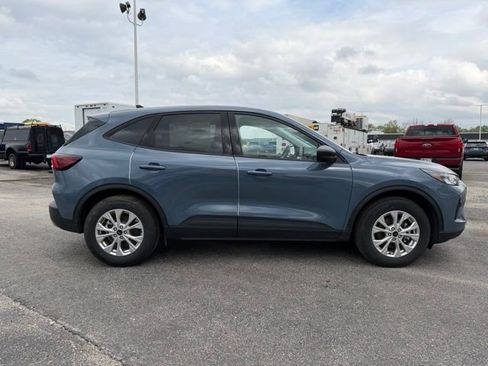 New 2025 Ford Escape Active w/ Cold Weather Package FWD image 10