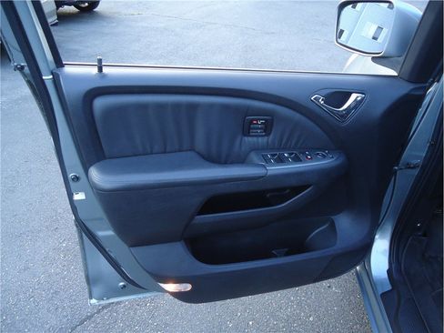 Used 2007 Honda Odyssey Touring image 11