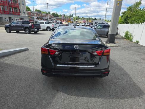 Used 2023 Nissan Altima 2.5 SV FWD image 7