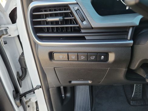 Certified 2025 Kia Telluride SX Prestige X-Line AWD/4WD image 28