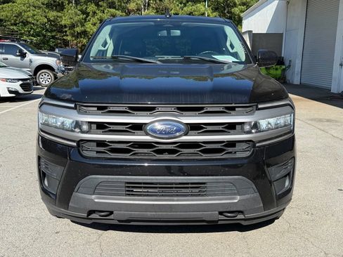 Used 2022 Ford Expedition XLT AWD/4WD image 2