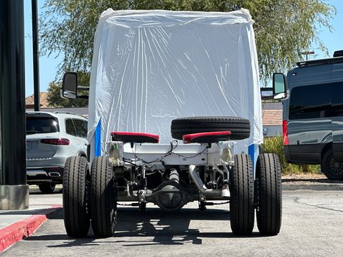 New 2024 Mercedes-Benz Sprinter 4500 image 5