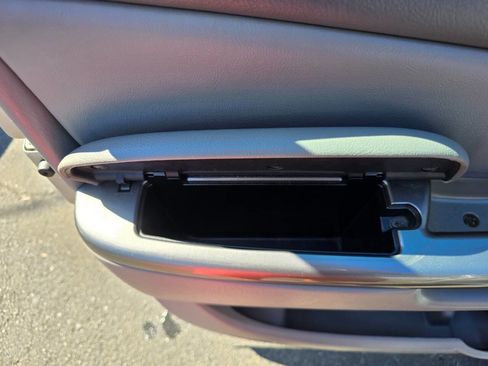 Used 2007 Toyota Sienna LE image 13