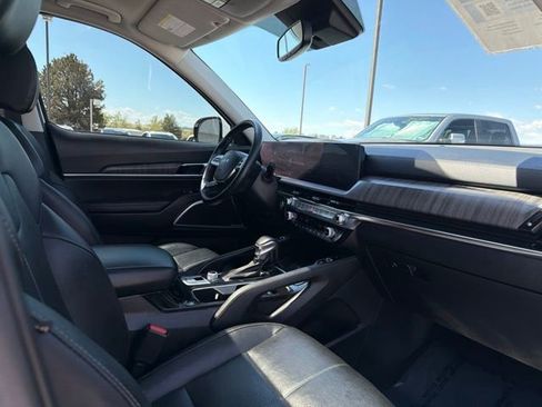 Used 2024 Kia Telluride SX w/ Towing Package AWD/4WD image 31