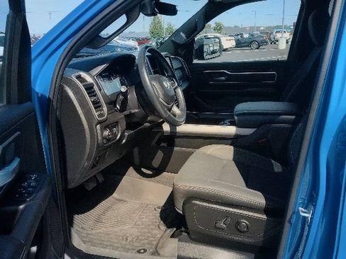 Used 2023 RAM 1500 Big Horn AWD/4WD image 9