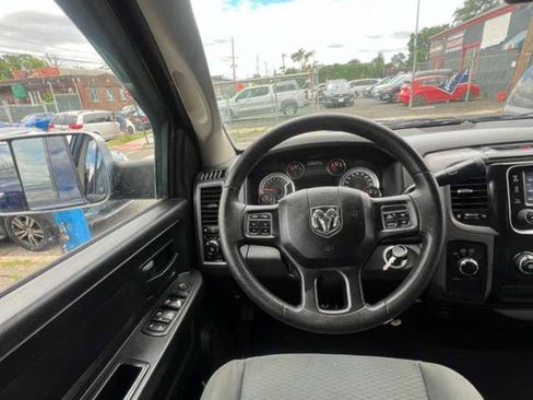 Used 2013 RAM 1500 Express AWD/4WD image 27