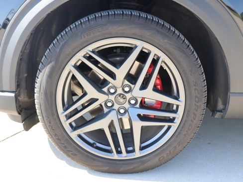 Used 2025 Ford Explorer ST AWD/4WD image 36