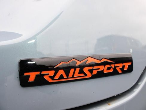 Used 2025 Honda Pilot TrailSport image 10