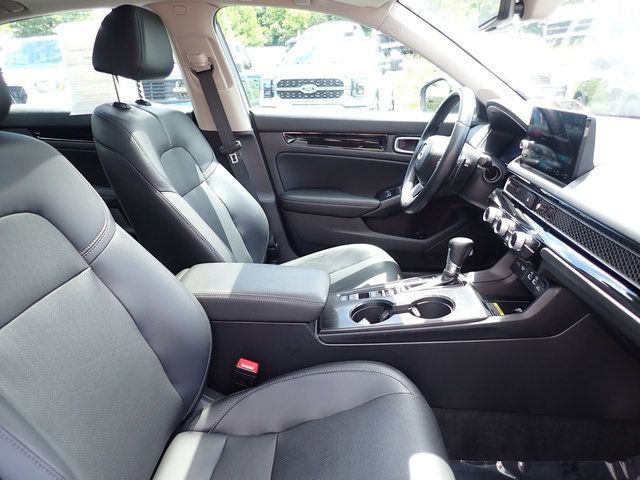 Used 2023 Honda Civic Touring image 10