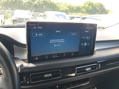 Certified 2022 Lincoln Nautilus FWD image 22