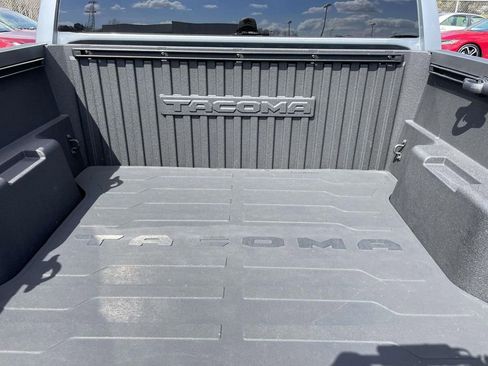Used 2024 Toyota Tacoma TRD Sport image 30