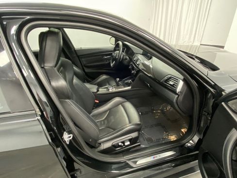 Used 2018 BMW M3 w/ Executive Package RWD image 23