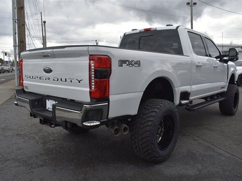 Used 2023 Ford F250 Lariat w/ FX4 Off-Road Package image 5