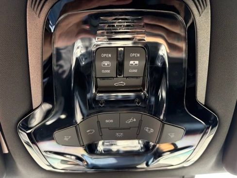 Used 2025 Alfa Romeo Stelvio Tributo Italiano w/ Active Assist Plus Package image 26