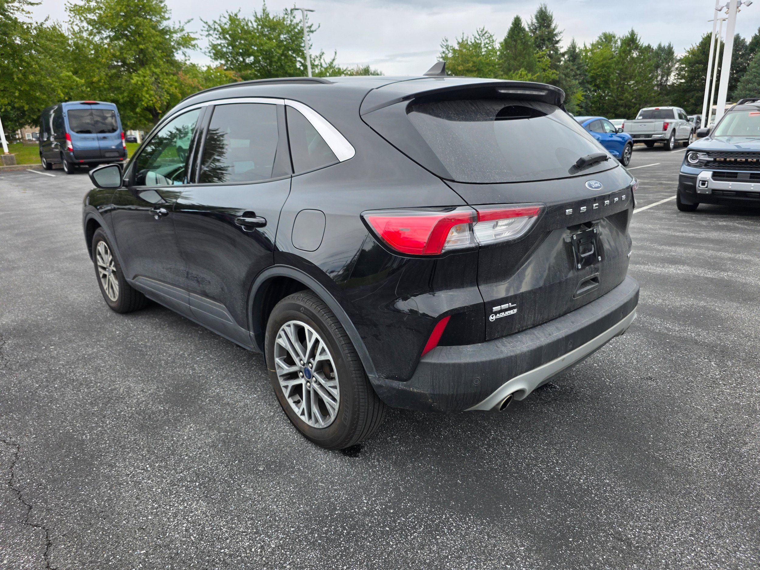Used 2022 Ford Escape SEL AWD/4WD image 3