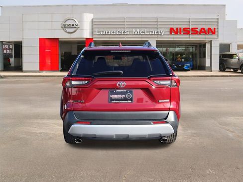 Used 2024 Toyota RAV4 Adventure image 4