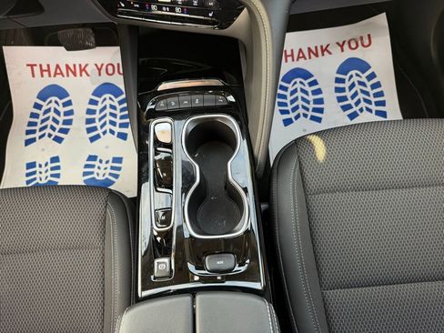 Used 2023 Buick Envision Preferred image 17