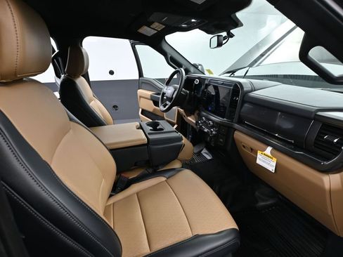 Used 2025 Ford F350 Lariat w/ Tremor Off-Road Package AWD/4WD image 47