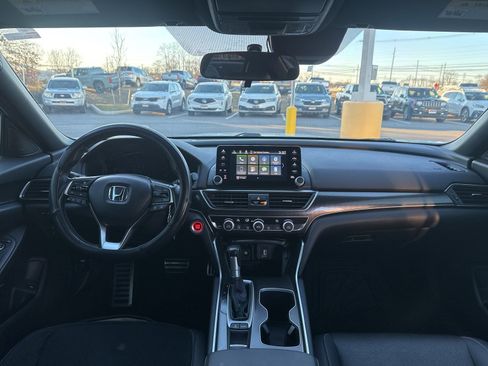 Used 2020 Honda Accord Sport image 18