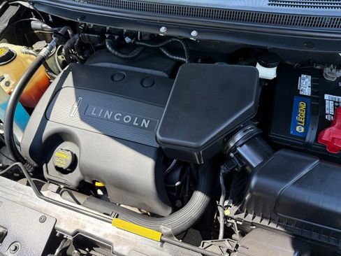 Used 2013 Lincoln MKX AWD image 10