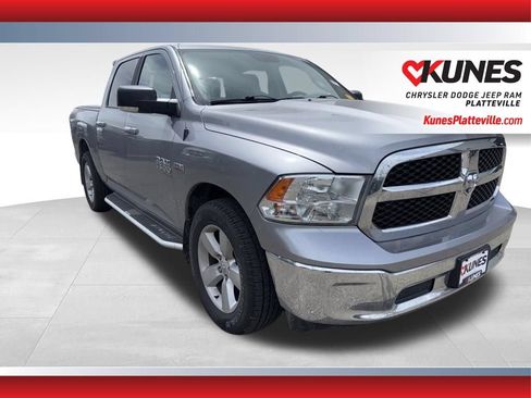 Used 2019 RAM 1500 Classic SLT w/ Luxury Group AWD/4WD image 1