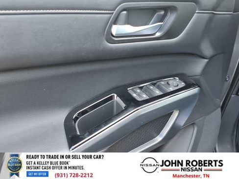 Used 2023 Nissan Pathfinder SL AWD/4WD image 29