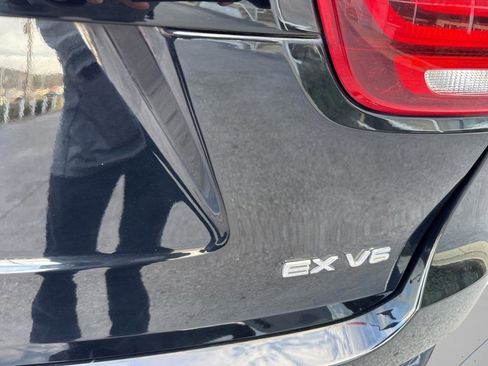 Used 2020 Kia Sorento EX image 29