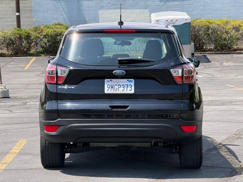 Used 2017 Ford Escape S FWD image 4